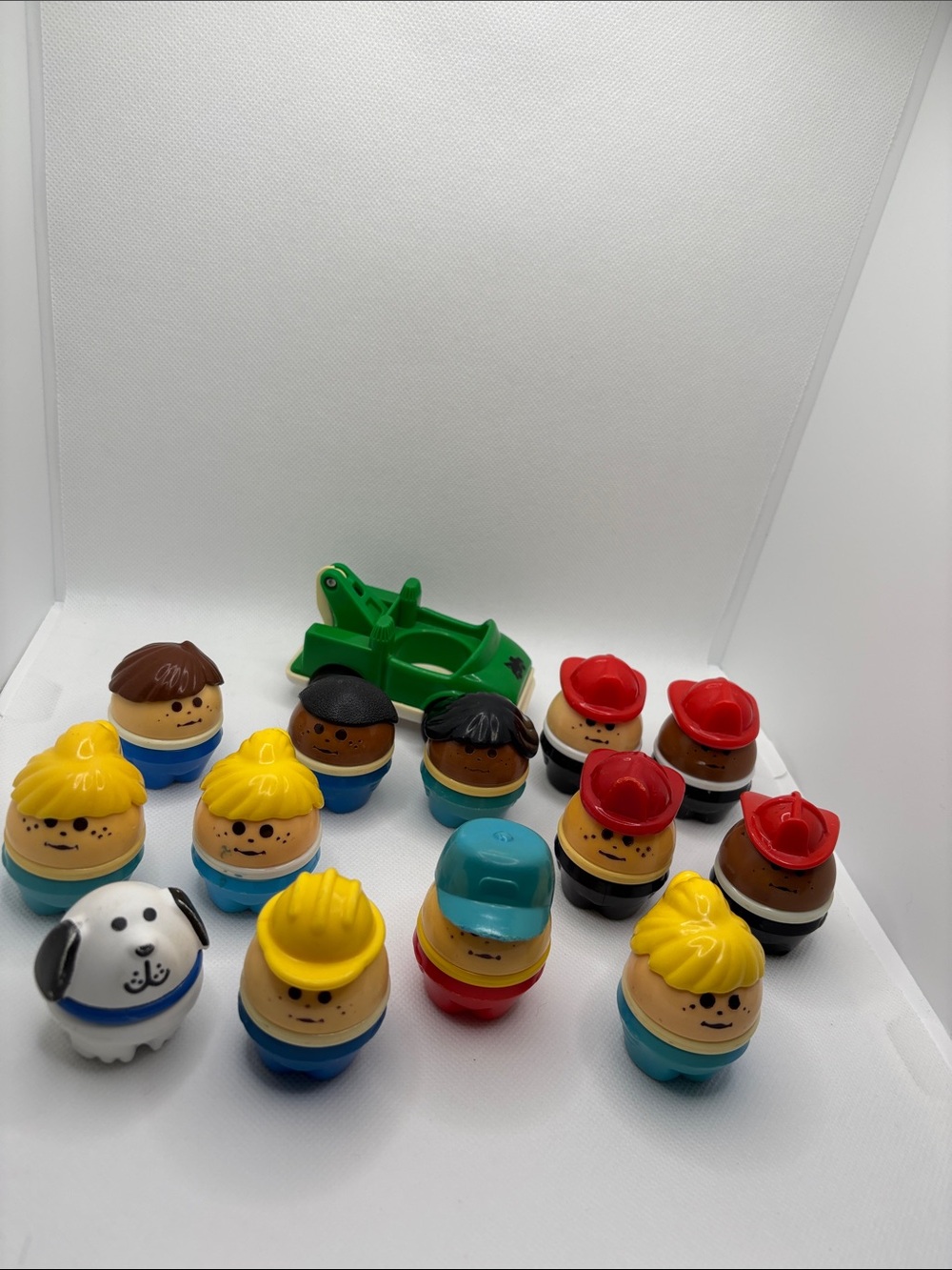 VTG 90s Littles Tikes Chunky Toys Toddle Tots Figures Set + Shelcore Green Truck